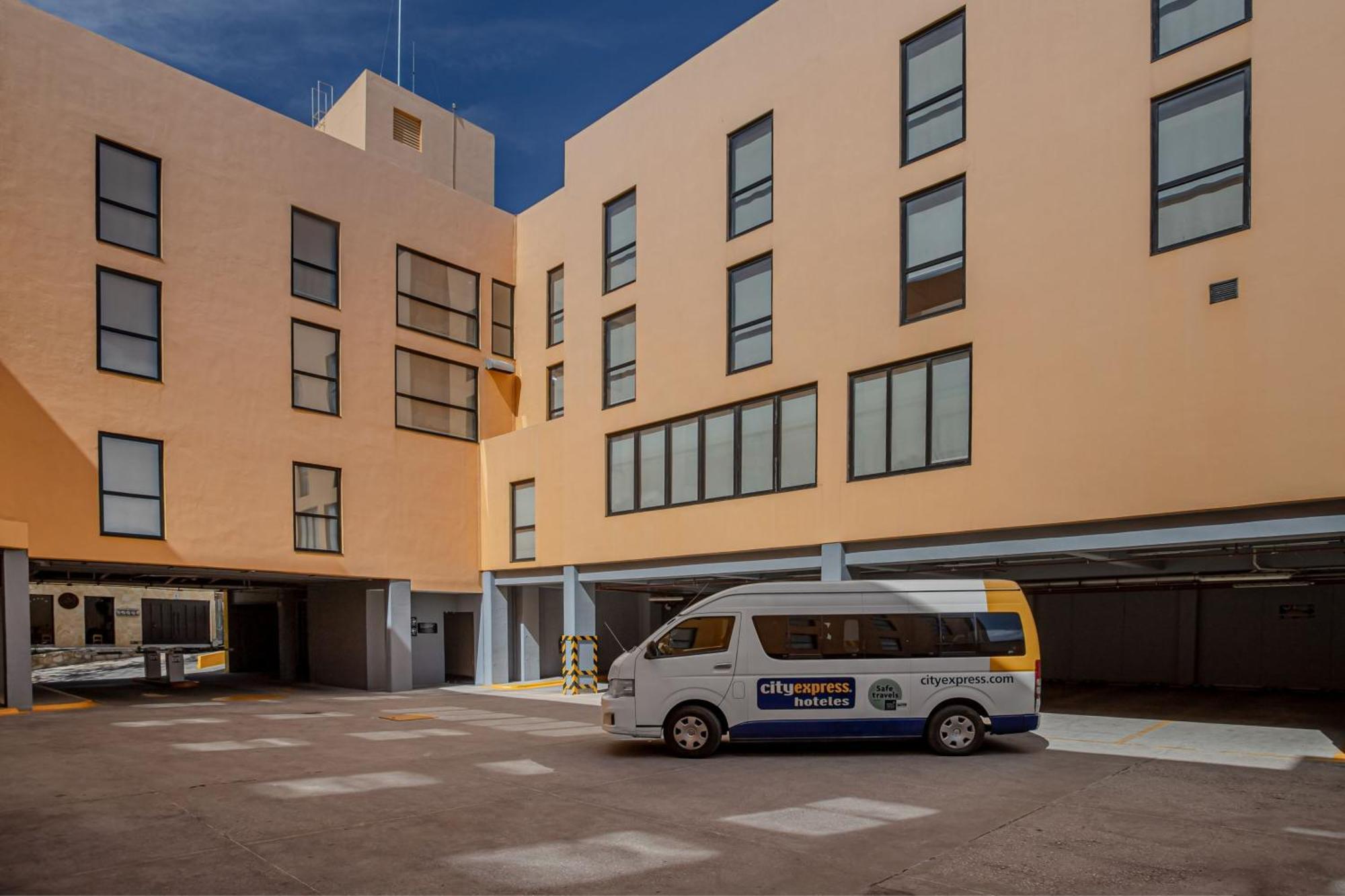 City Express By Marriott Oaxaca Bagian luar foto