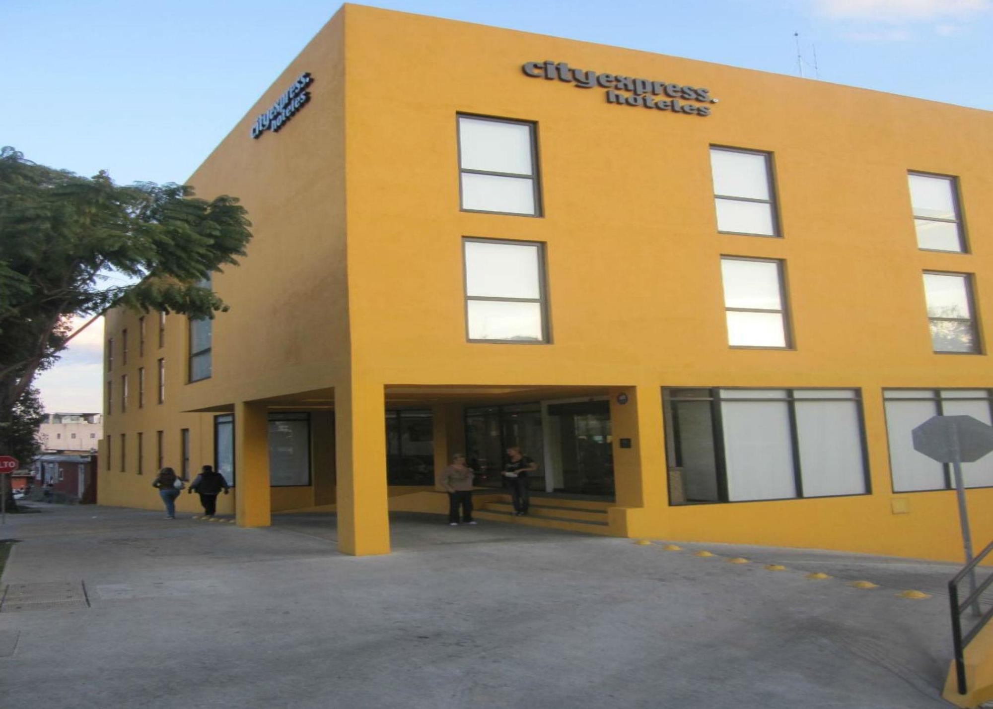 City Express By Marriott Oaxaca Bagian luar foto
